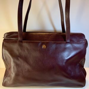 Vintage Etienne Aigner Brown Cowhide Leather Shoulder Bag Purse